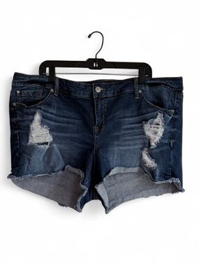 Torrid Distressed Denim Shorts Size 22